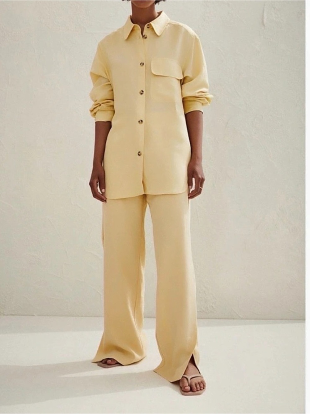 H&M Wide Leg Pants in Pastel Yellow Size 4